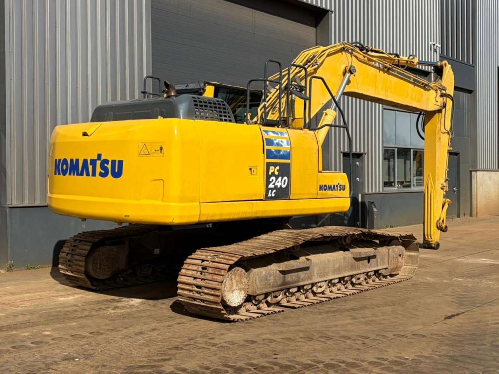Komatsu PC240 Foto 6