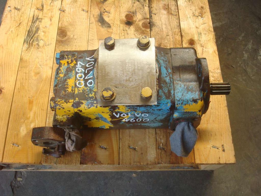 Bomba hidráulica para Volvo 4600 Foto 1