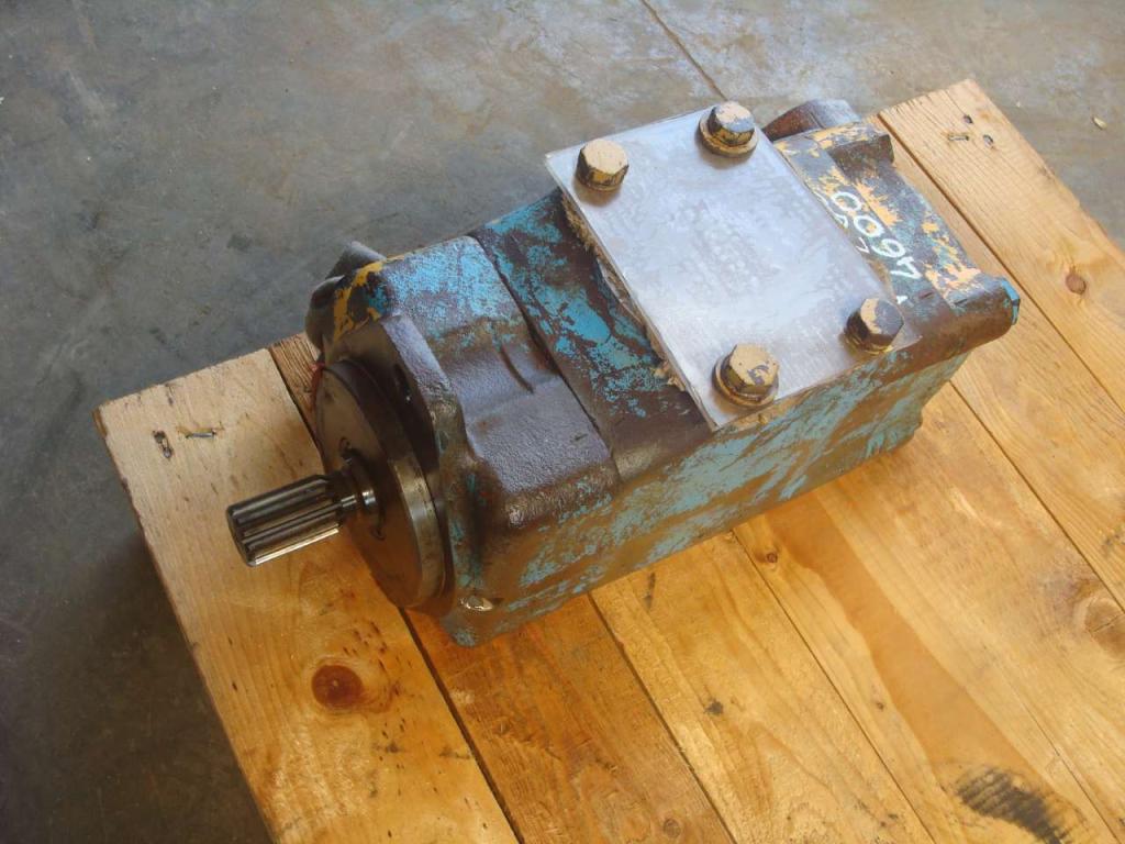 Bomba hidráulica para Volvo 4600 Foto 4