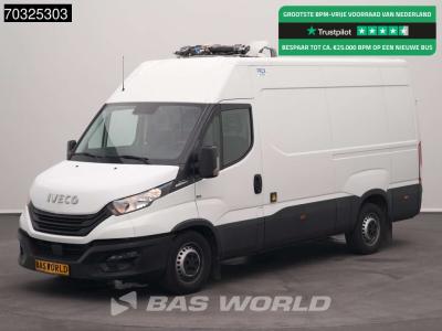 Iveco Daily 35S16 Roof Damage!  Automaat Koelwagen Thermo King V-300 MAX Airco Camera 3,5t Trekgewicht 16 vendida por BAS World B.V.
