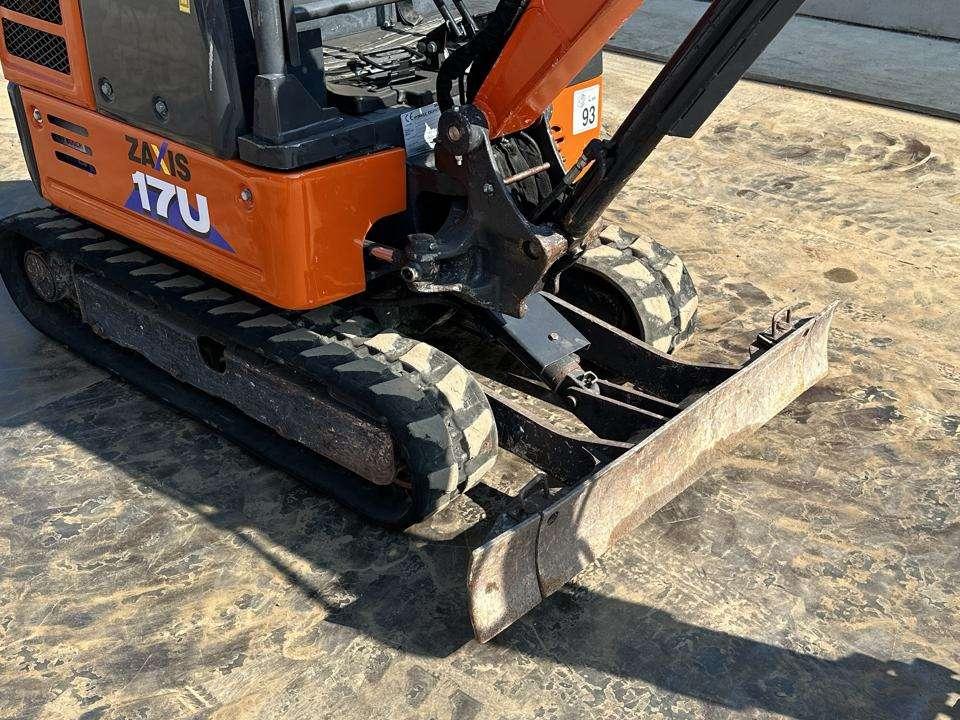 Hitachi ZX17U-5A-YR Foto 5