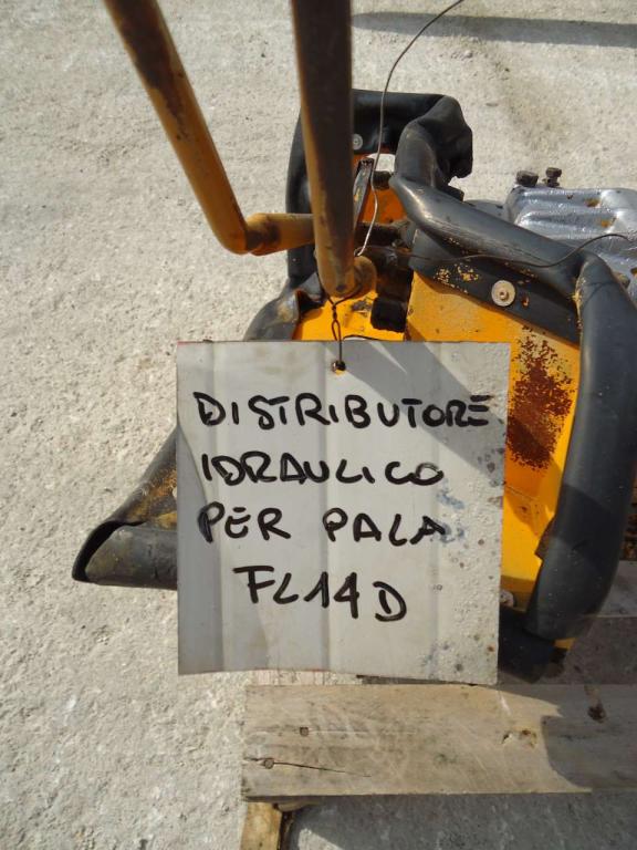 Distribuidor hidraulico para Fiat Allis FL14D Foto 3