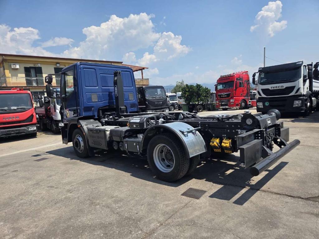 Iveco EUROCARGO CUBE 120-220 Foto 26