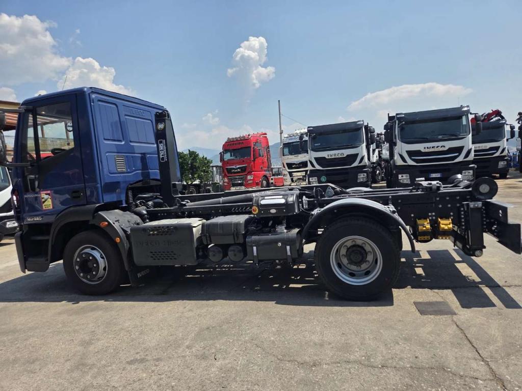 Iveco EUROCARGO CUBE 120-220 Foto 28