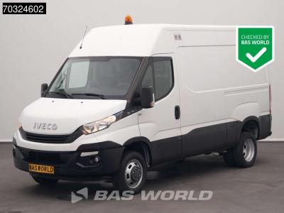 Iveco Daily 35C14 Euro6 L2H2 Dubbellucht 3.5t trekhaak Camera Airco Cruise A/C Towbar Cruise control vendida por BAS World B.V.