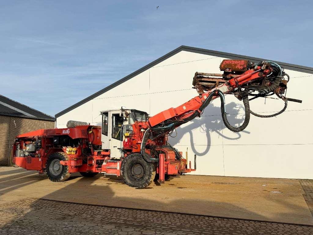 Sandvik DS511-C Roof Bolter 4x4 - Surface Drill Rig Foto 6