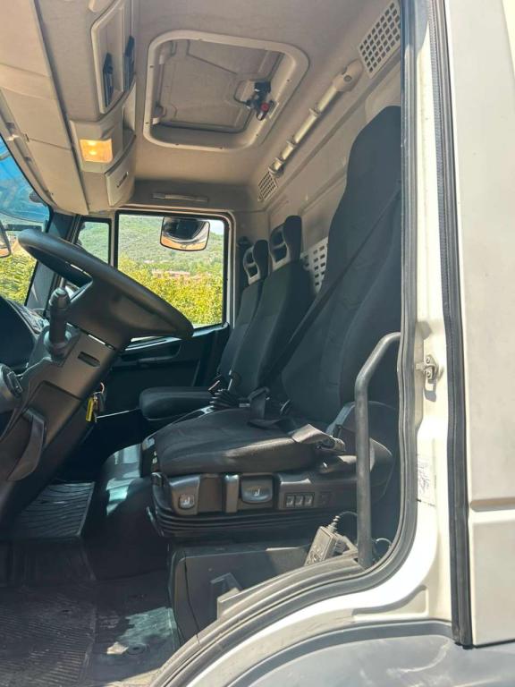 Iveco EUROCARGO 140-250 Foto 16