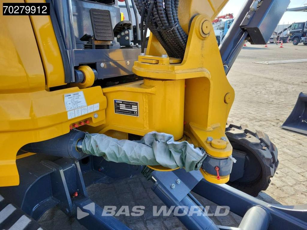 XCMG XE35 E CW QUICKCOUPLER / 3 BUCKETS - FACTORY WARRANTY Foto 15