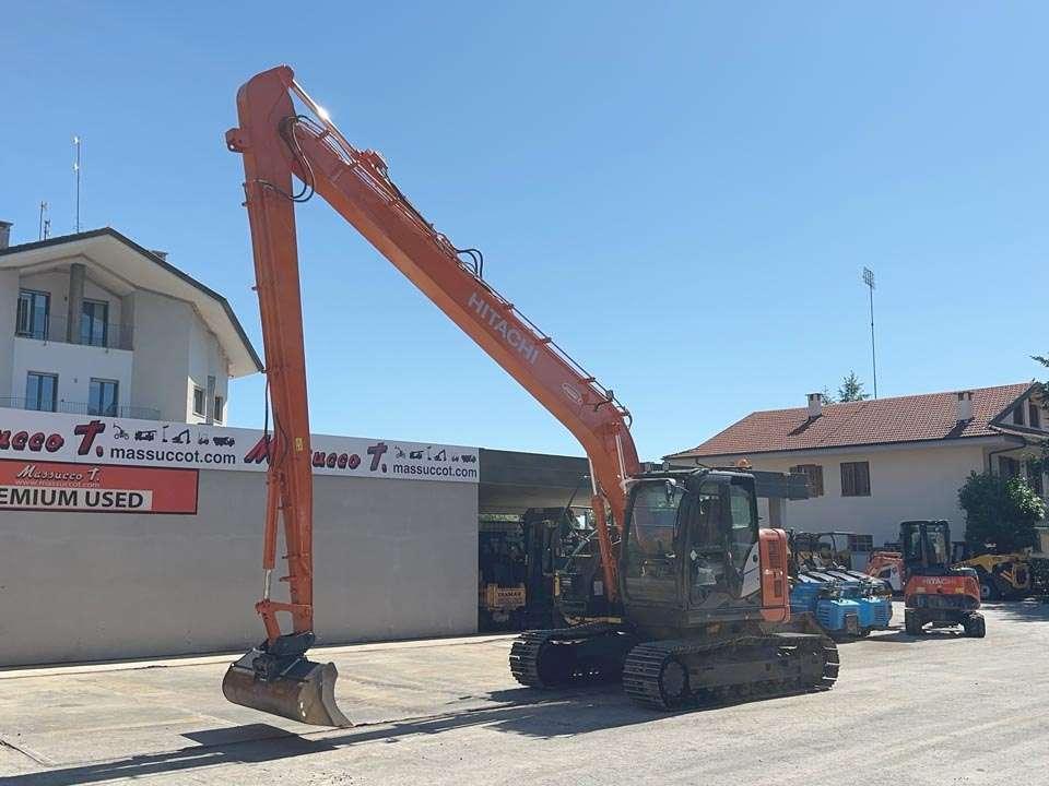 Hitachi ZX135US-6 SLF Foto 1