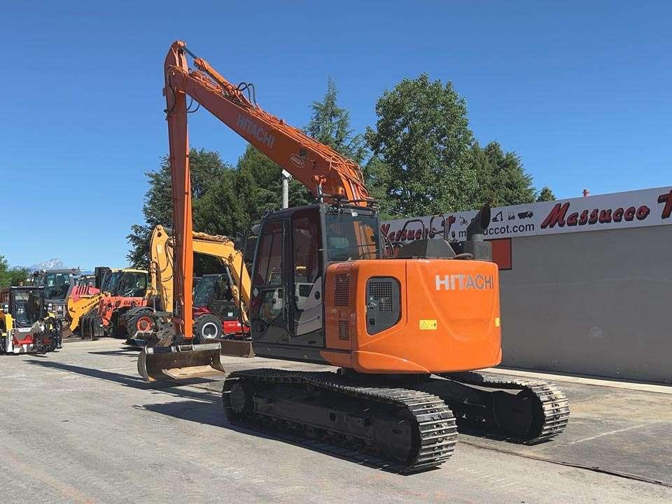 Hitachi ZX135US-6 SLF Foto 3