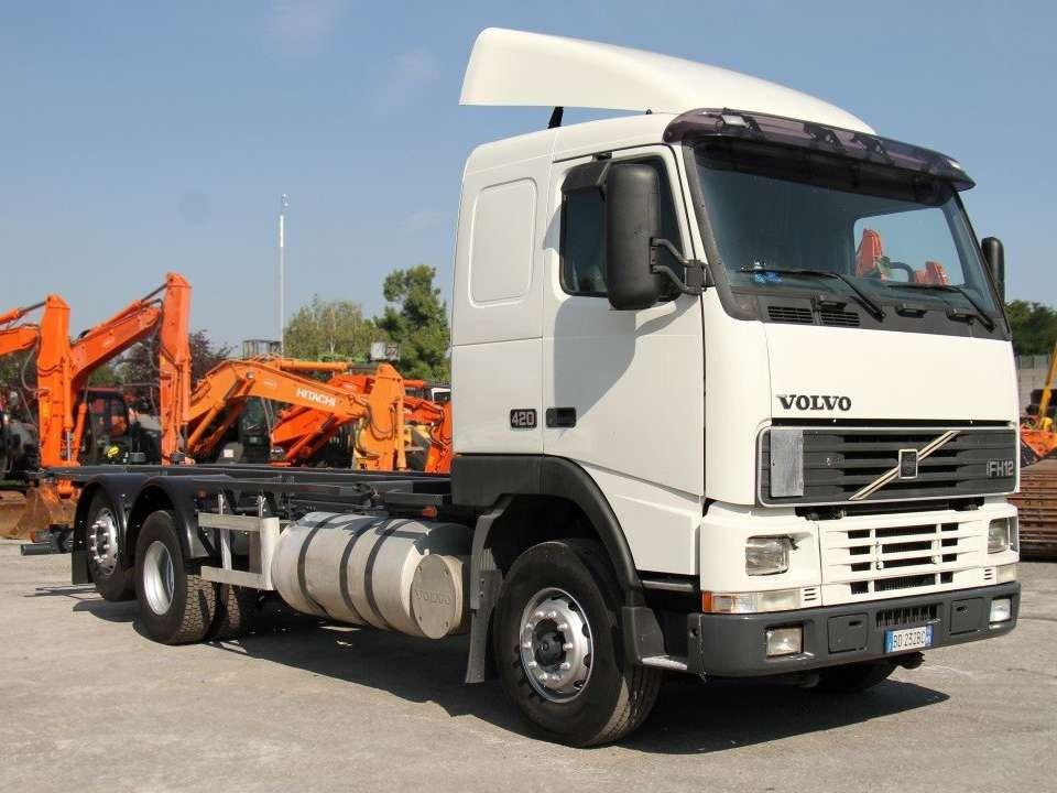 Volvo FH12-420 Foto 11
