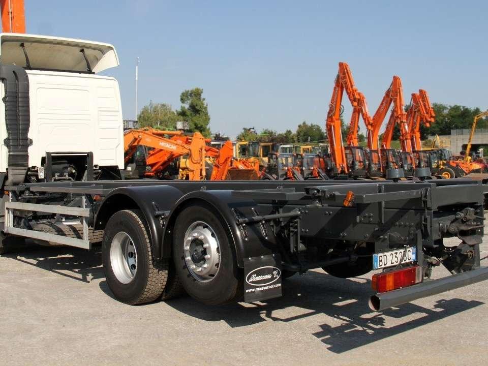 Volvo FH12-420 Foto 3