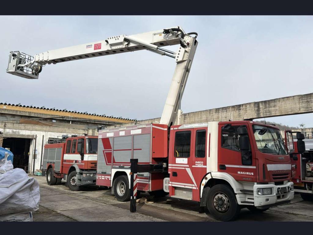 Iveco 180E30 Foto 1