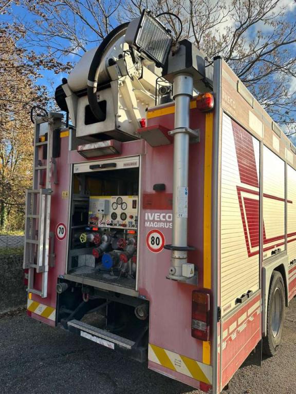Iveco 180E30 Foto 4