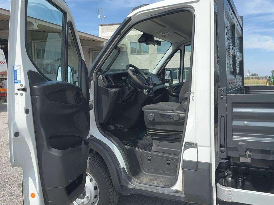 Iveco DAILY 60-150 4x2 Foto 12