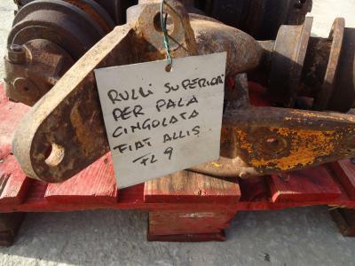 Rodillos superiores para Fiat Allis FL9 - FL8 vendida por OLM 90 Srl