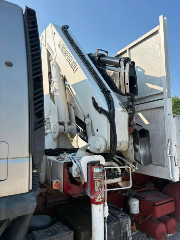 Iveco EUROTECH 190.30 con gru BONFIGLIOLI Foto 12