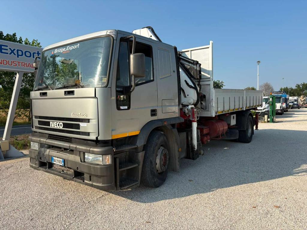 Iveco EUROTECH 190.30 con gru BONFIGLIOLI Foto 2