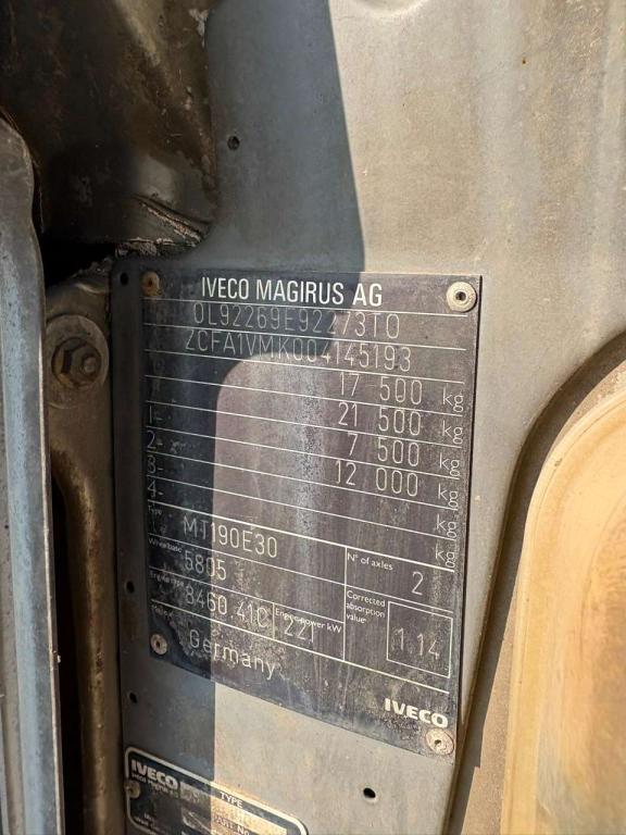 Iveco EUROTECH 190.30 con gru BONFIGLIOLI Foto 8