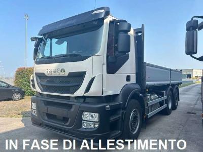Iveco Stralis AD 260S33 vendida por PSL Autocarri Srl