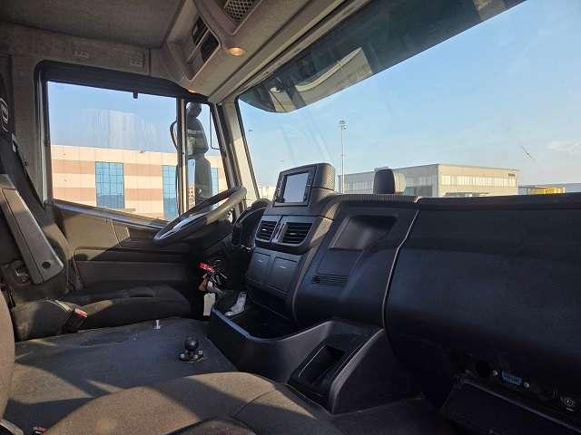 Iveco Stralis AD 260S33 Foto 10