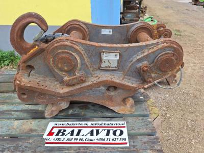 Golla UNI70 for 15-18 ton excavators vendida por Balavto