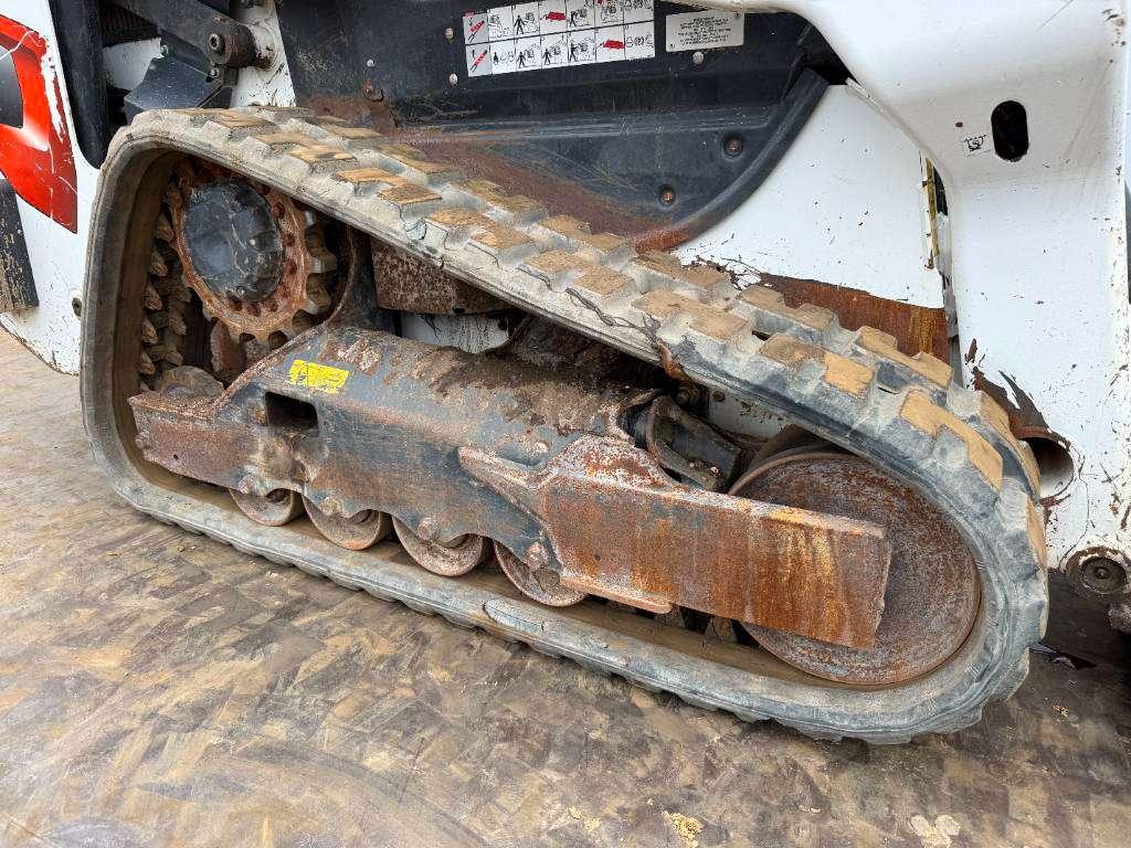 Bobcat T64 - Two-Speed Compact Track Loader Foto 17