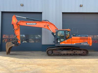 Doosan DX255LC-5 vendida por Big Machinery