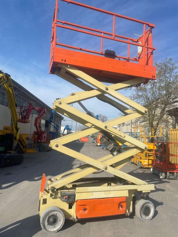 JLG 2032ES Foto 1