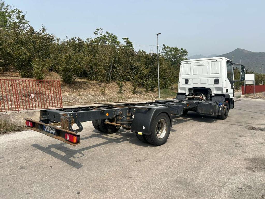 Iveco EUROCARGO 120-190L Foto 14