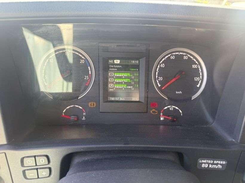 Scania R490 Foto 8