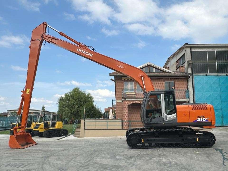 Hitachi ZX210LC-3 SLF Foto 2