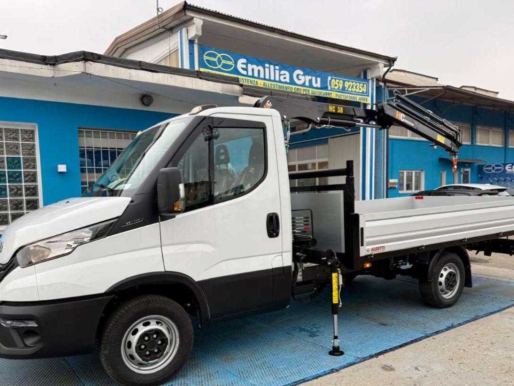 Fiat Iveco 35-140 Foto 5