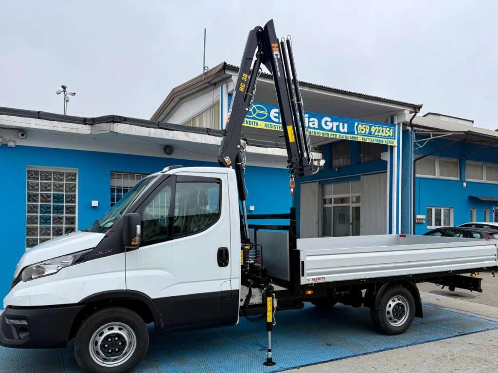 Fiat Iveco 35-140 Foto 8
