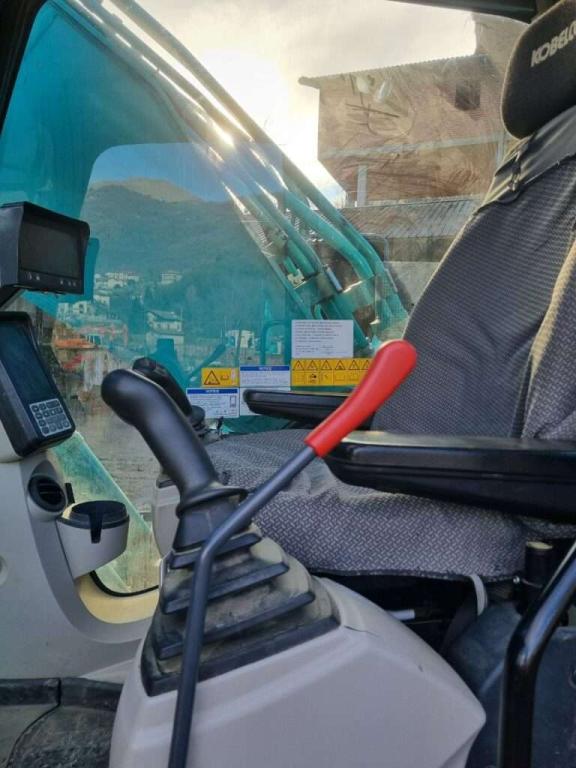 Kobelco SK260NLC-10E Foto 4