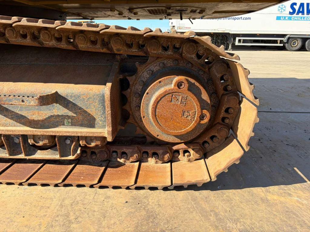 Caterpillar 330 Foto 12
