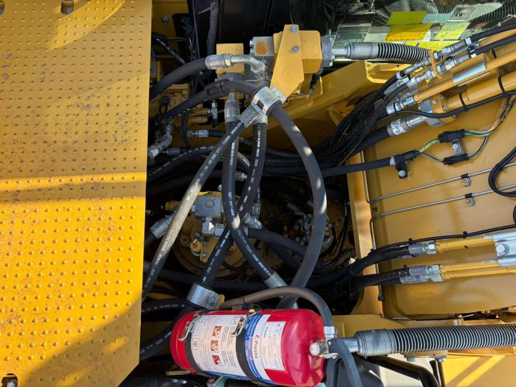 Caterpillar 330 Foto 30