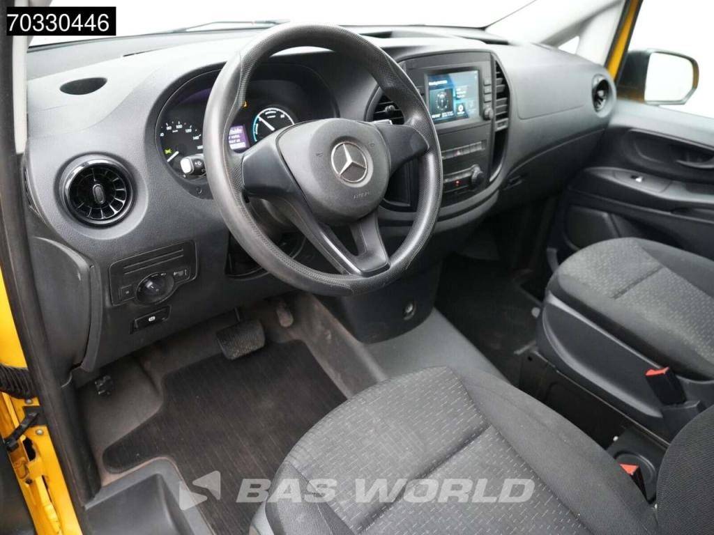 Mercedes-Benz eVito Elektrisch 41kWh 150km WLTP Airco Camera APK 03-2027 Airco Foto 3