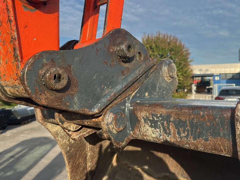 Hitachi Zaxis 50U - 2 Foto 4