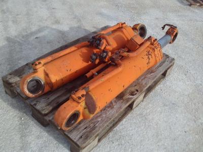 Pistón de retorno de cuchara para Fiat Allis FR220 vendida por OLM 90 Srl