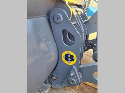 Volvo hydraulic attachment bracket 85347 vendida por Balavto