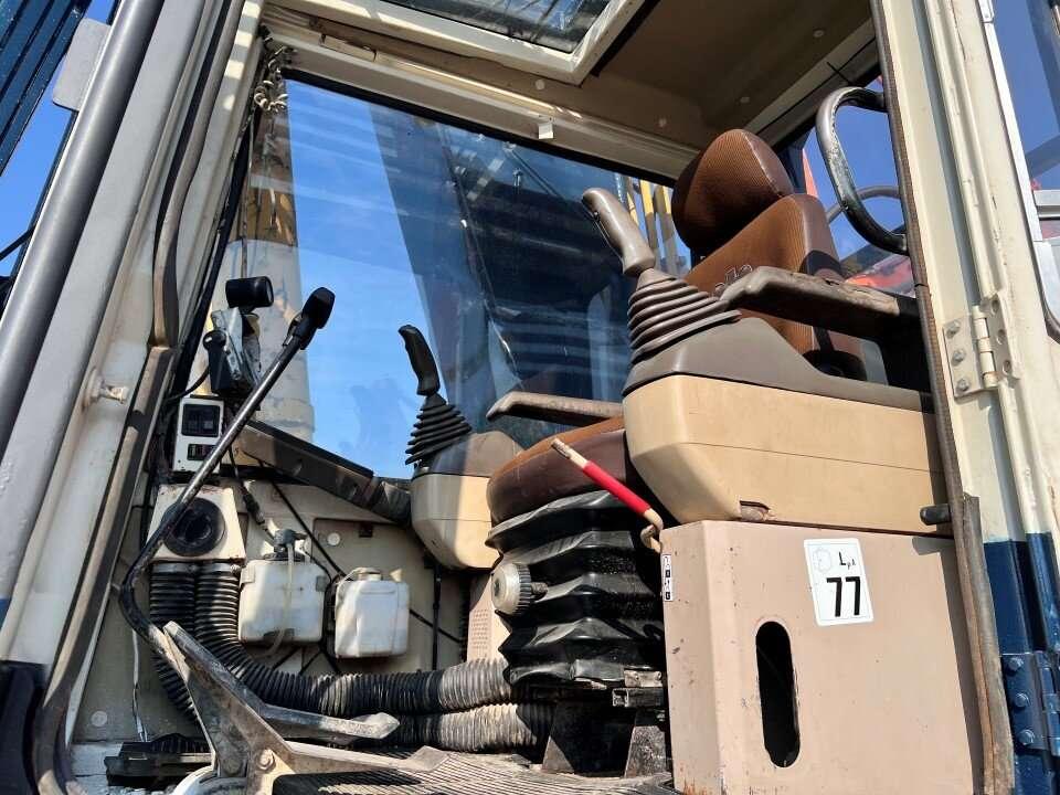 Komatsu PC400-LC Foto 5