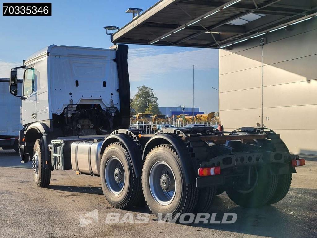 Mercedes-Benz Actros 3345 6X4 NEW! ClassicSpace Big-Axles Euro 5 Foto 2