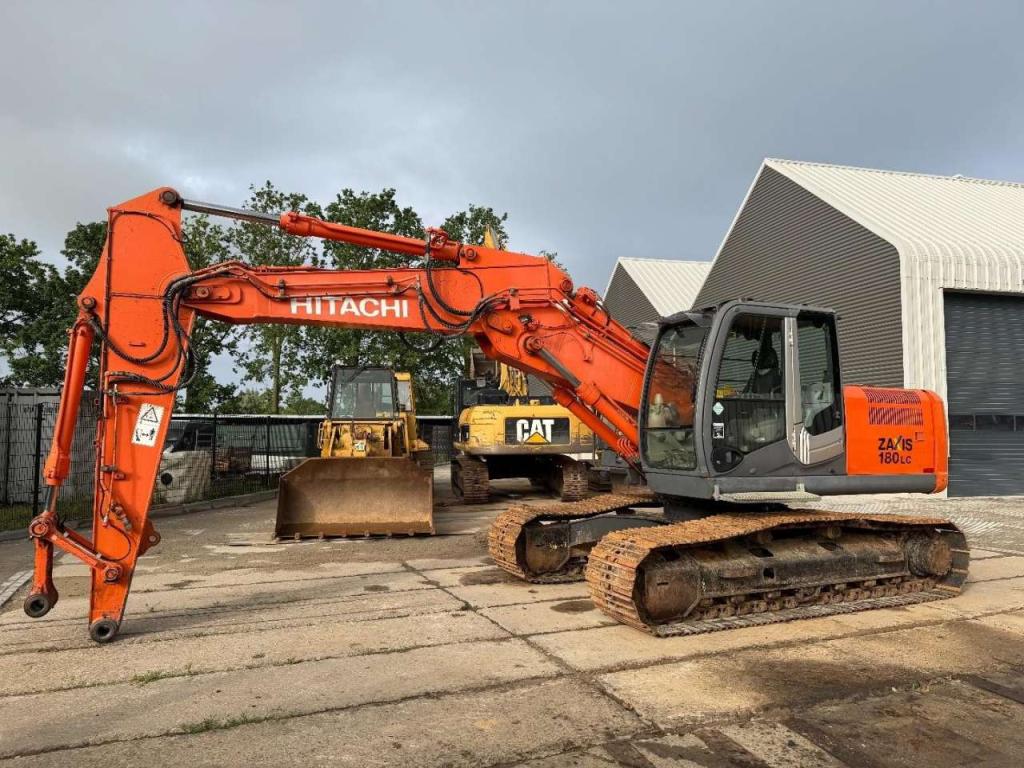 Hitachi ZX 180 LC-3 Foto 1