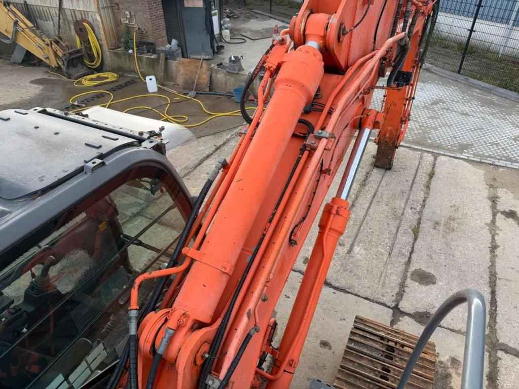 Hitachi ZX 180 LC-3 Foto 30