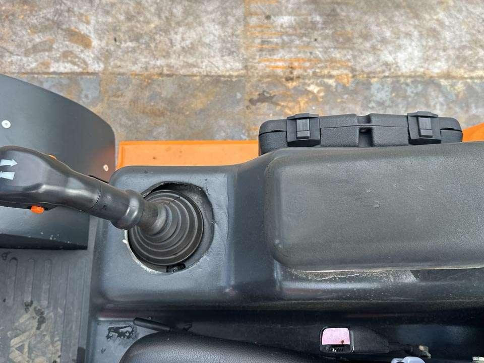Ausa C200H 4x4 Foto 14