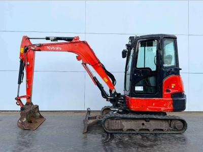 Kubota KX037-4 - Hammer Lines / Quick Coupler vendida por Boss Machinery