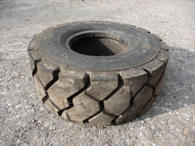 Michelin 200/75 R 9 XZM Foto 4