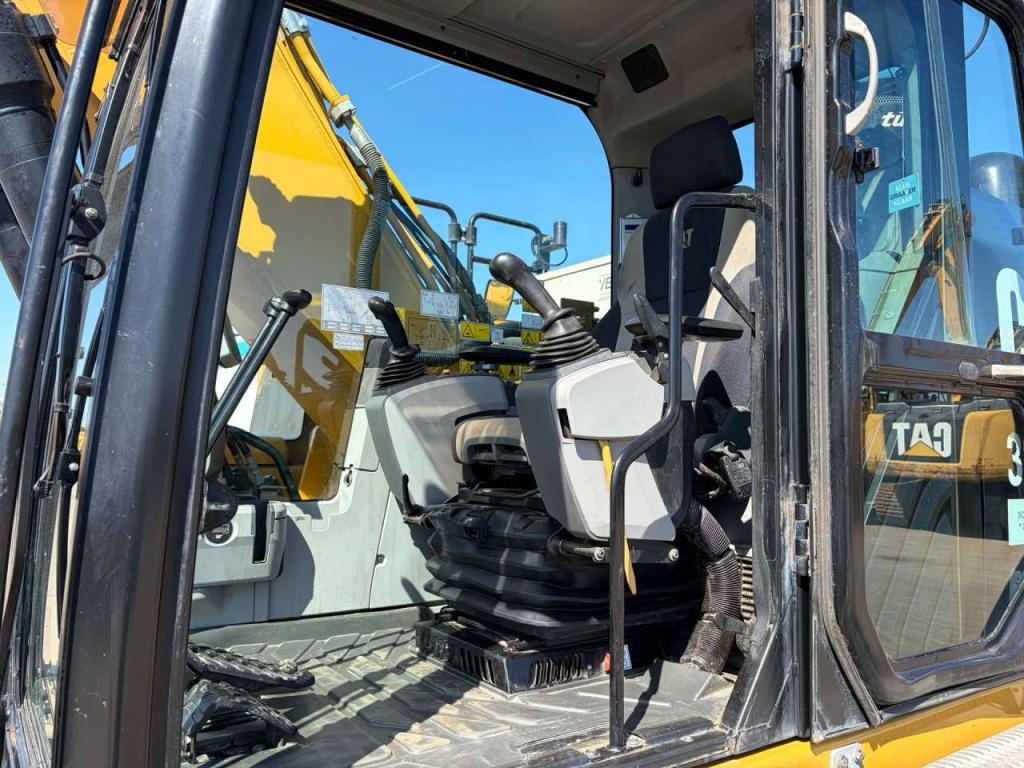 Caterpillar 326FL Foto 19