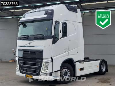 Volvo FH 500 4X2 XL 2xTanks Xenon I-ParkCool Leder vendida por BAS World B.V.